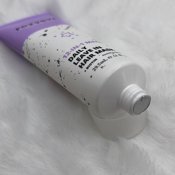 4/$25 Foxybae 12-In-1 Magic Daily Leave In Hair Mask - Mini Size - Picture 3 of 3